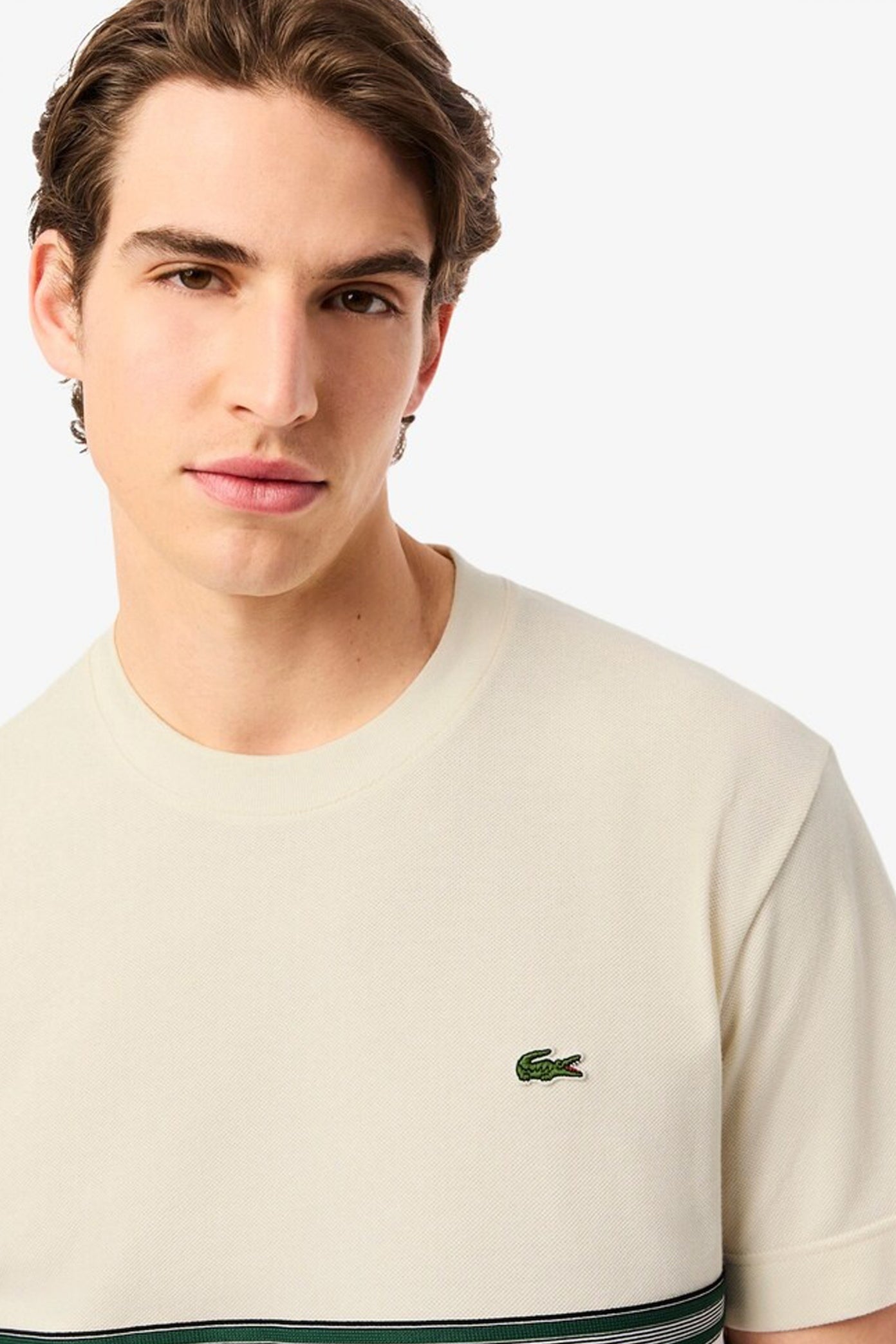 LACOSTE TEE SHIRT en color BEIS  (4)