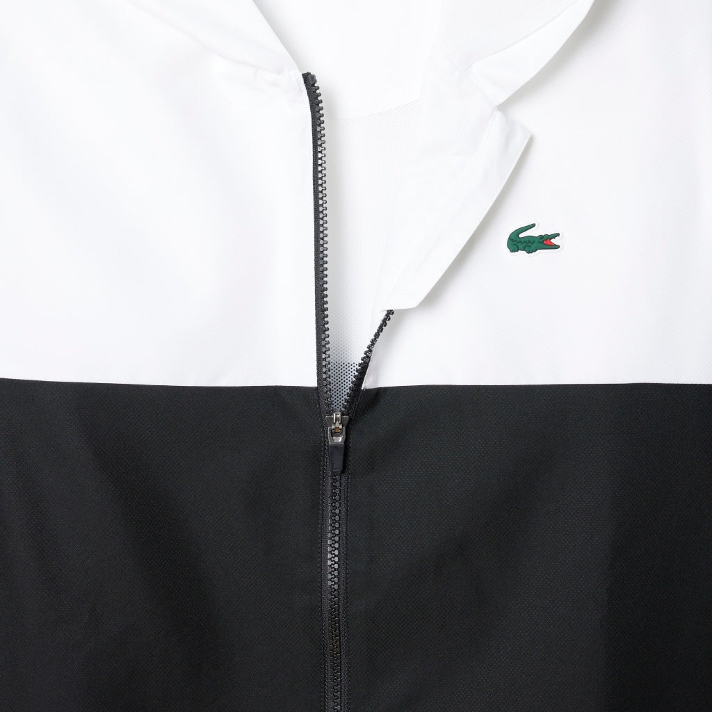 LACOSTE TENNIS WATER-REPELLENT HOODED JACKET en color NEGRO  (5)