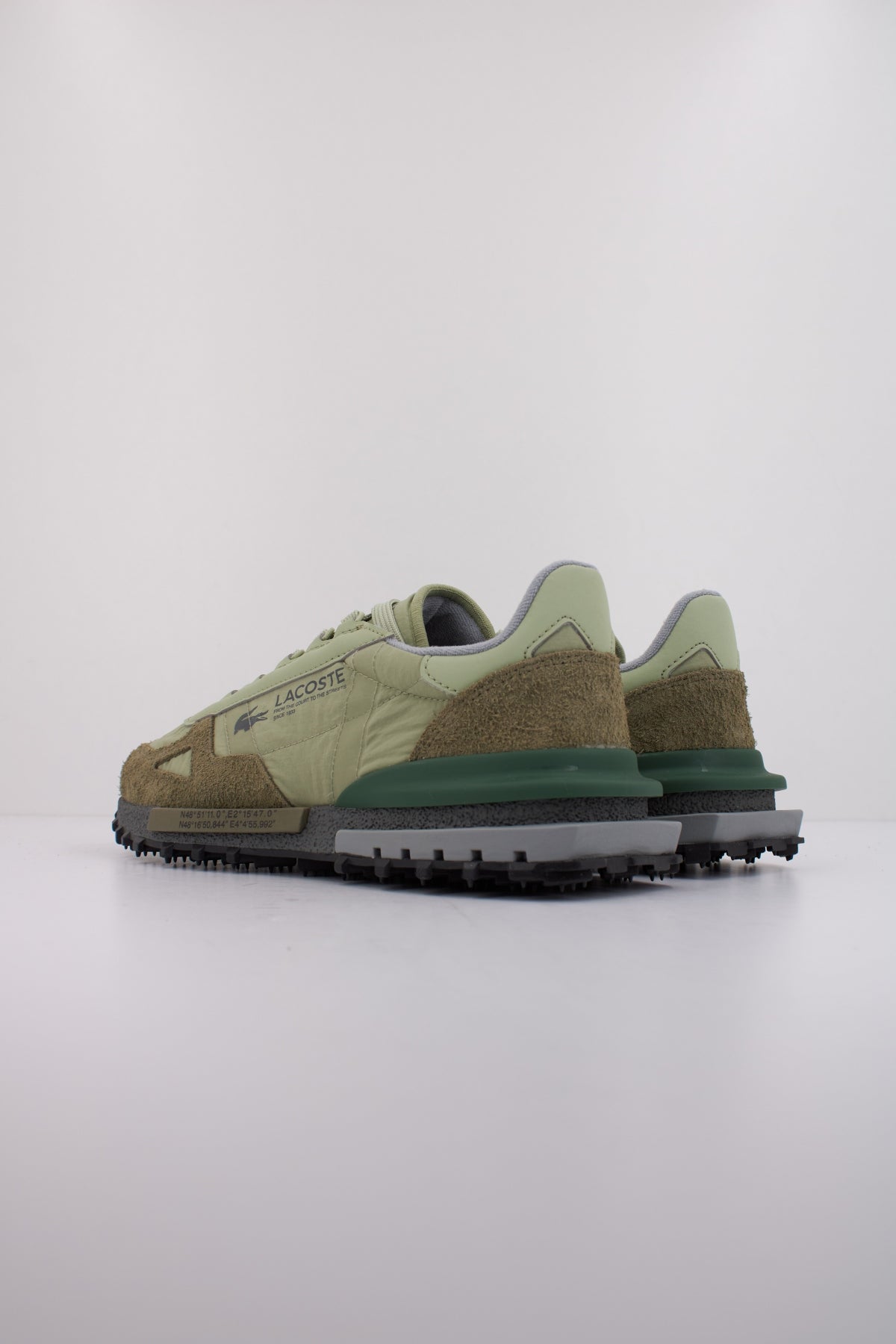 LACOSTE  MEN'S ELITE ACTIVE SNEAKE  en color VERDE  (4)
