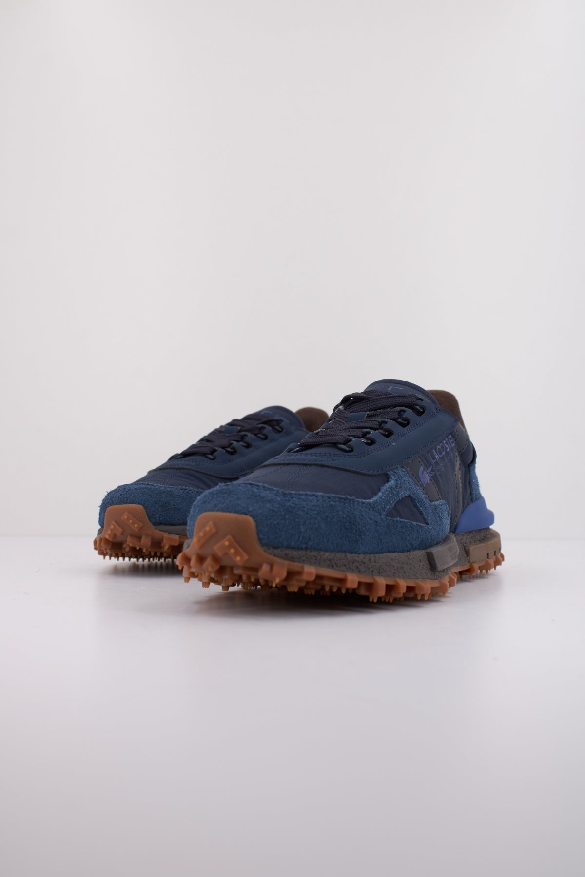 LACOSTE MEN'S ELITE ACTIVE SNEAKE en color AZUL  (2)