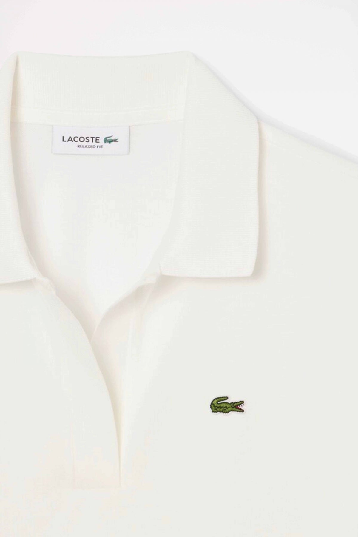 LACOSTE RELAXED FIT FLUID PIQUE POLO SHIRT en color BLANCO  (2)