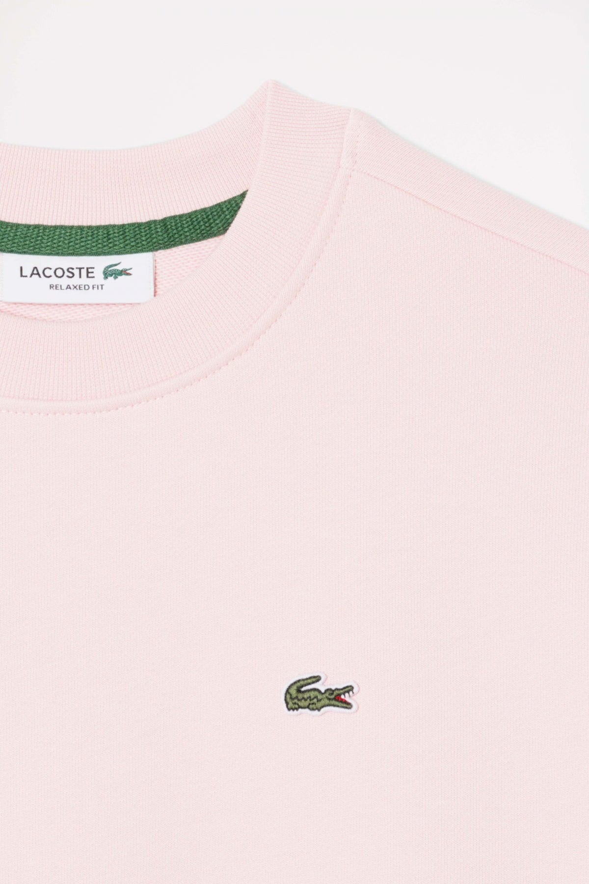 LACOSTE RELAXED FIT FLEECE CREW NECK en color ROSA  (2)