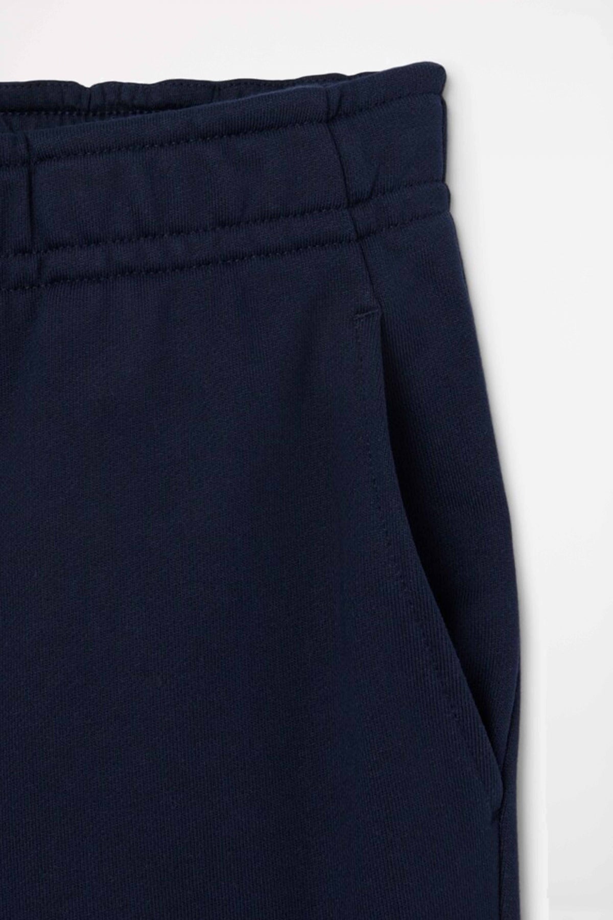 LACOSTE FLEECE SWEATPANTS en color AZUL  (2)