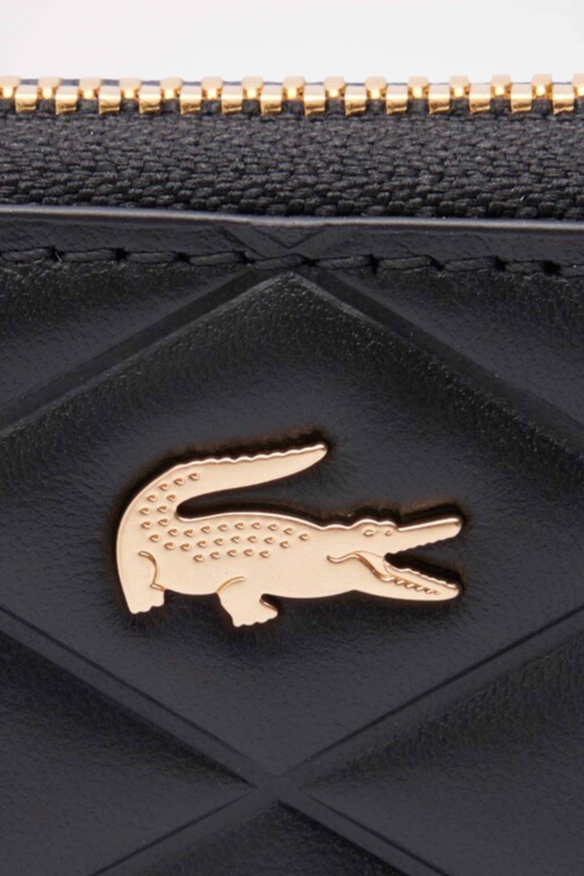 LACOSTE SMALL CROCODELLE LEATHER COIN PURSE en color NEGRO  (3)