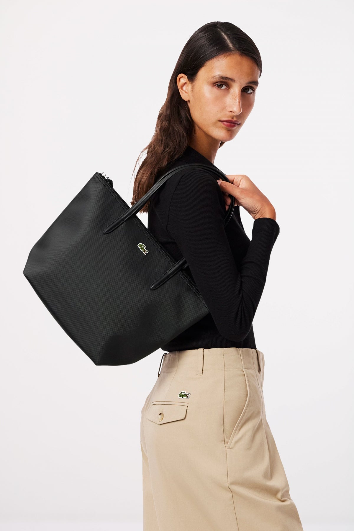 LACOSTE NFPK en color NEGRO  (4)