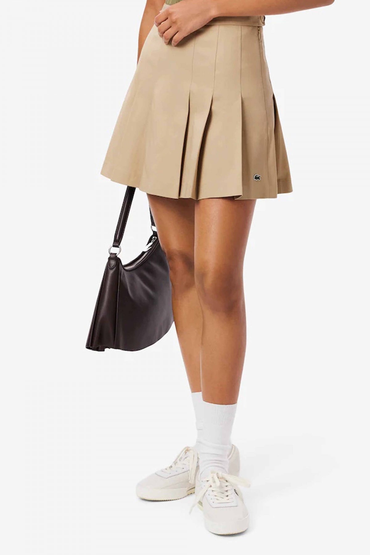 LACOSTE SHORT STRETCH COTTON PLEATED SKIRT en color MARRON CLARO  (1)