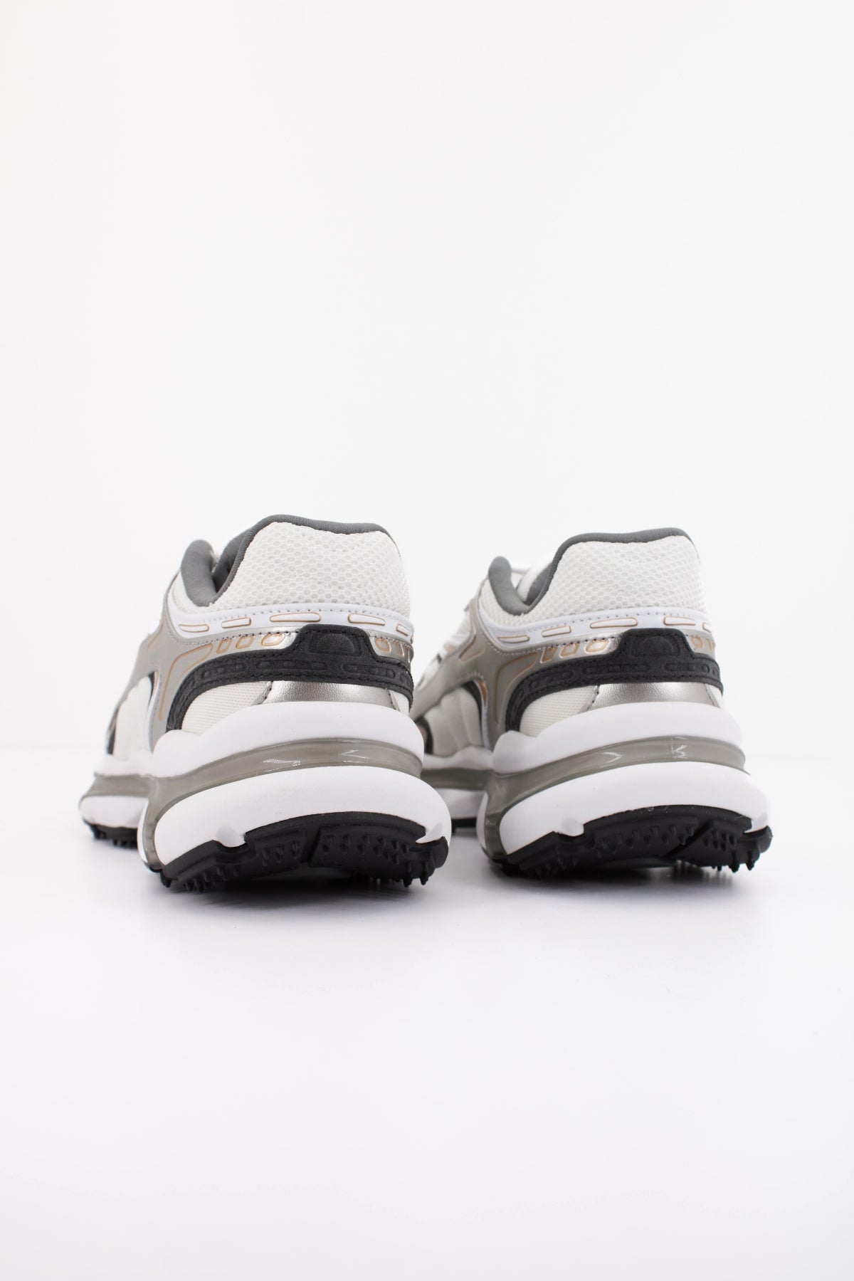 LACOSTE SFA  en color BLANCO  (4)