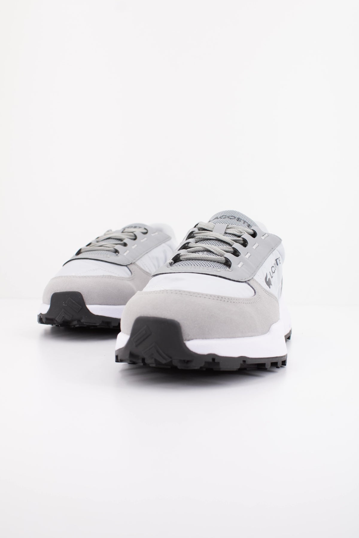 LACOSTE ELITE ACTIVE en color GRIS  (2)