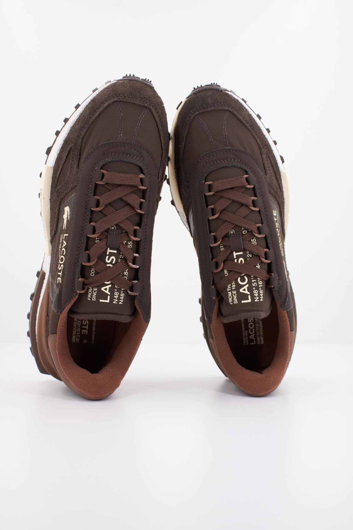 LACOSTE ELITE ACTIVE en color MARRON  (3)