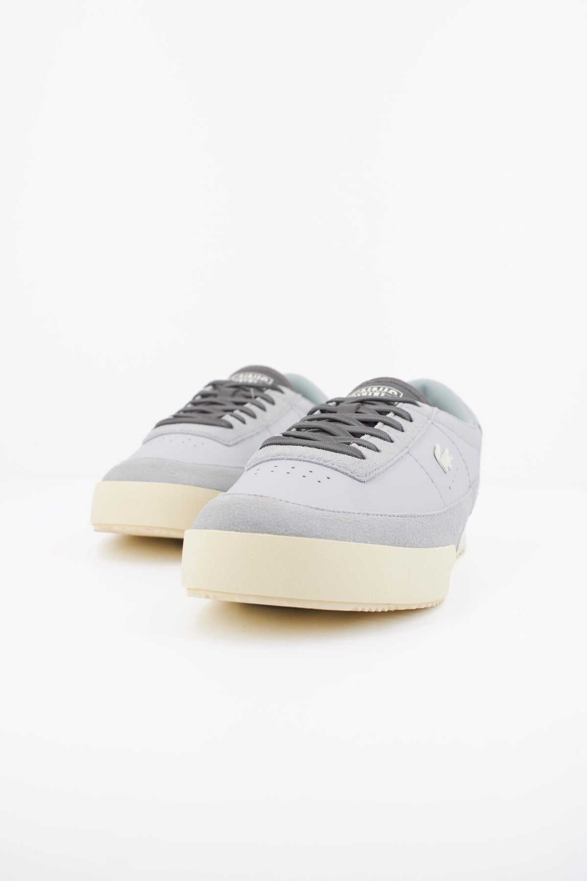 LACOSTE DEPORTIVO AURA en color GRIS  (2)