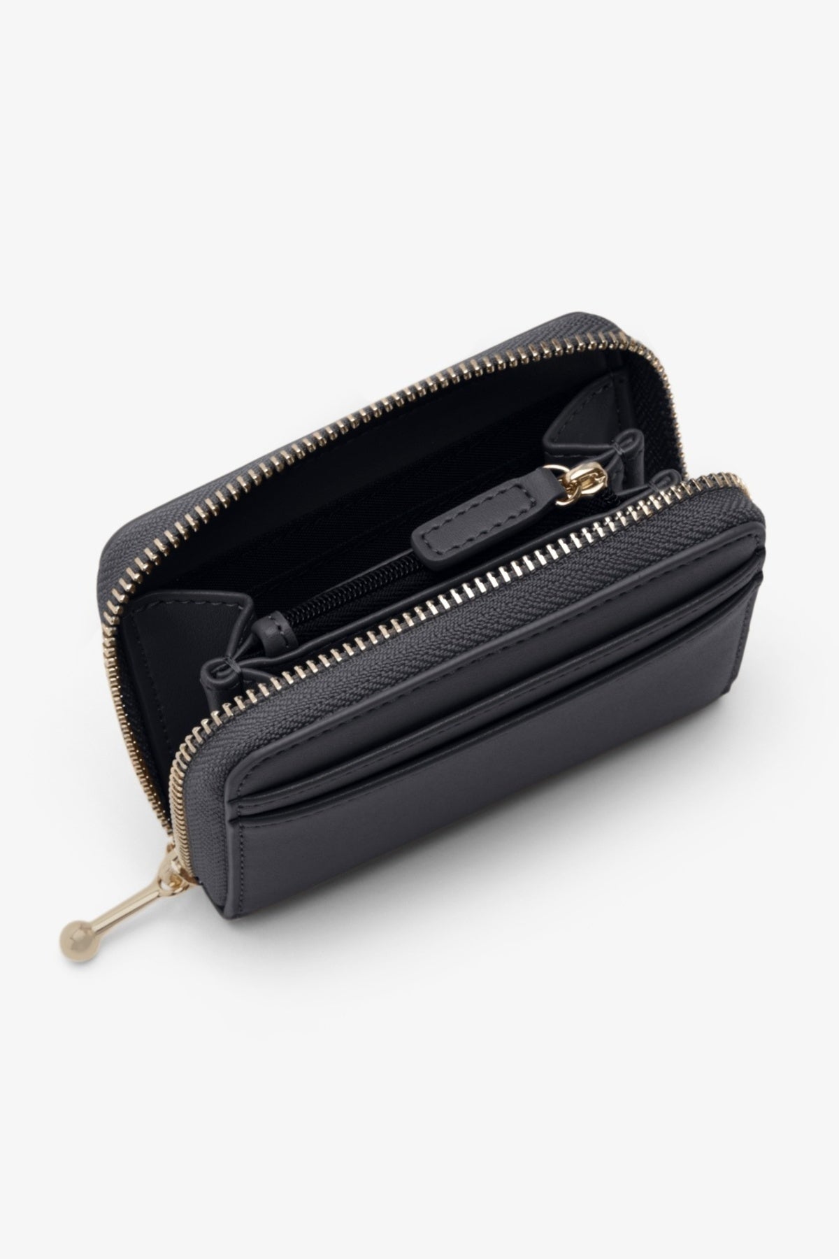 LACOSTE NFAU ZIP COIN WALLET en color   (2)