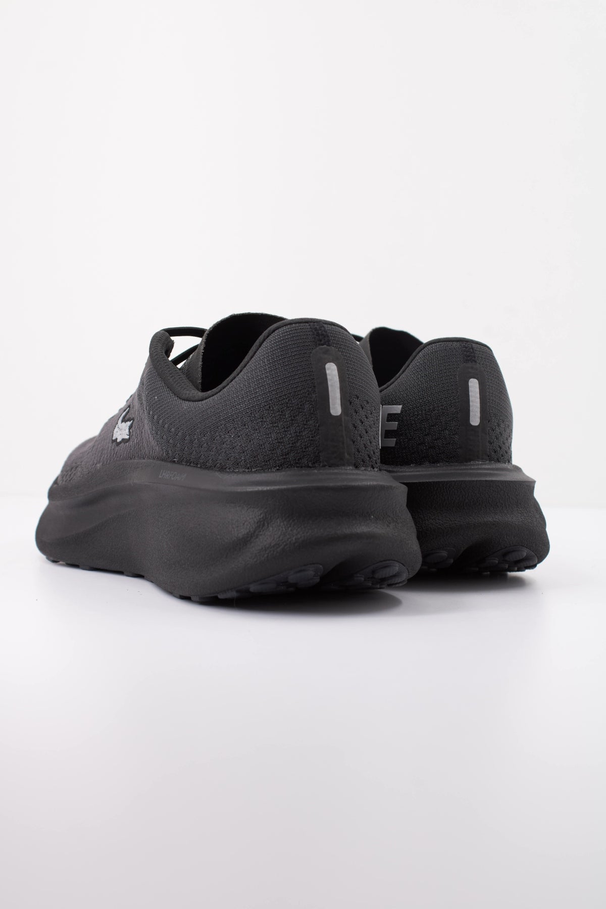 LACOSTE SMA NEO RUN en color NEGRO  (4)