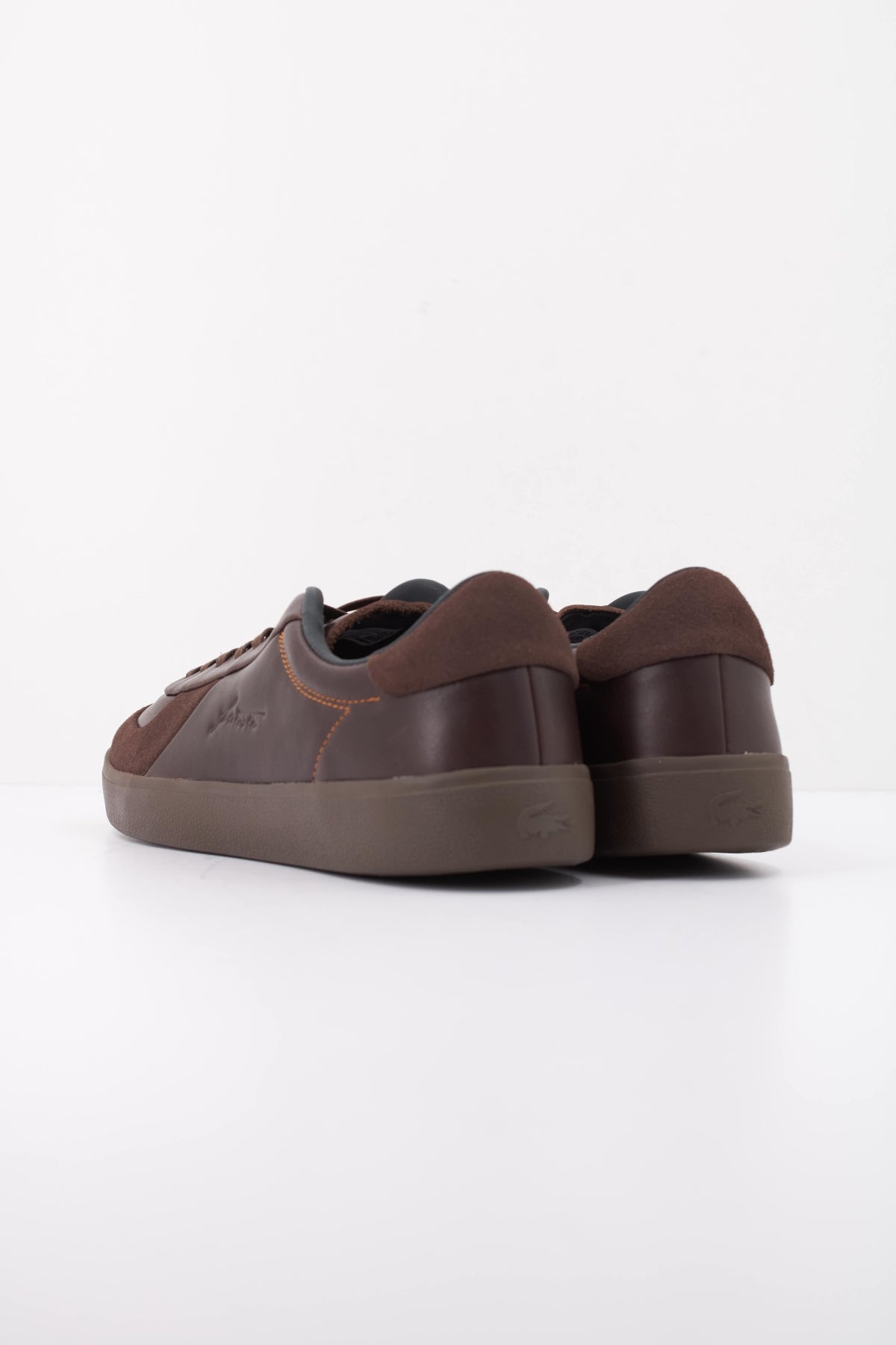 LACOSTE SMA BASESHOT PRO en color MARRON  (4)