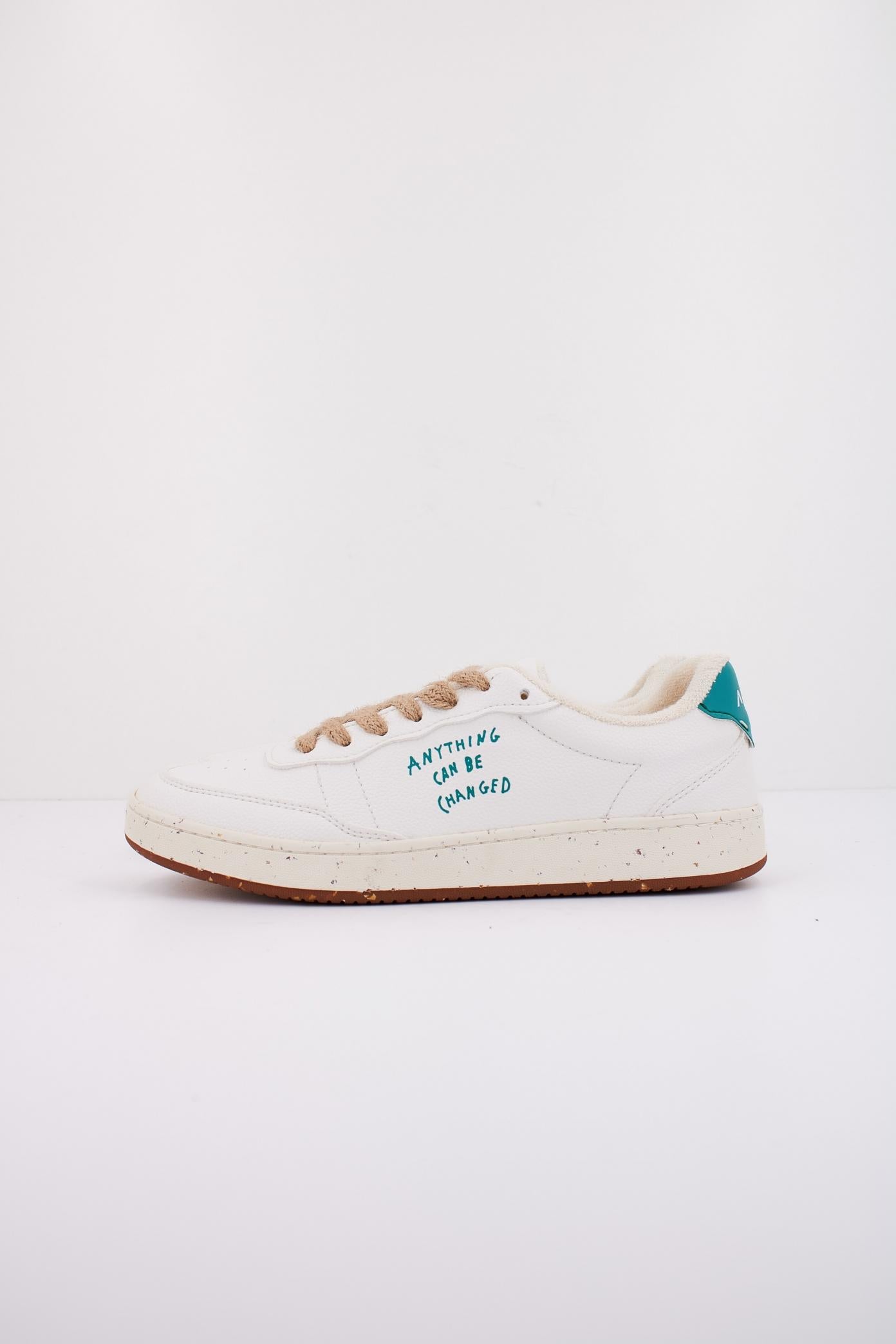 ACBC SHACBEVE EVERGREEN en color BLANCO  (1)