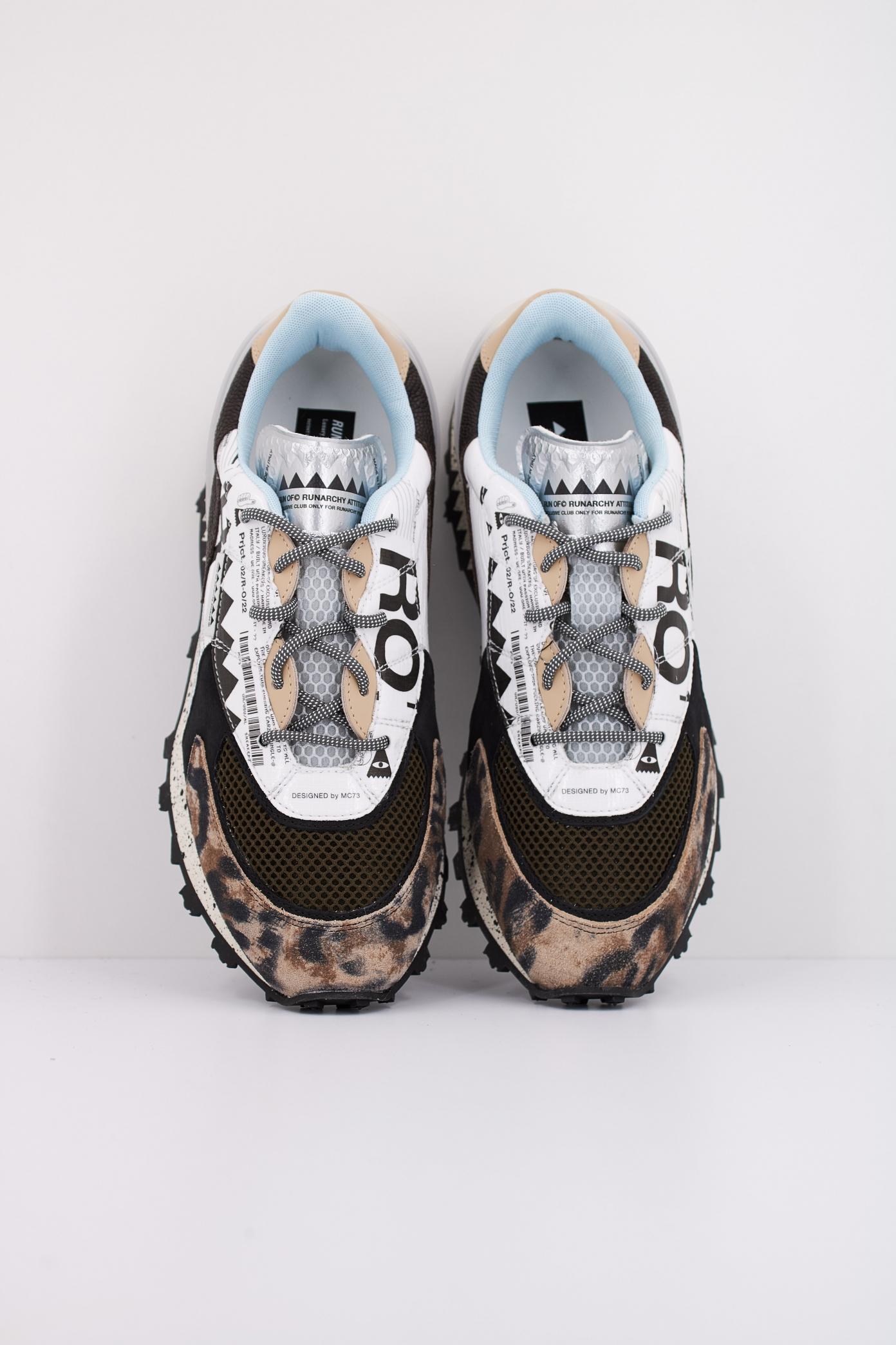RUN OF HILLTON M en color BLANCO  (3)