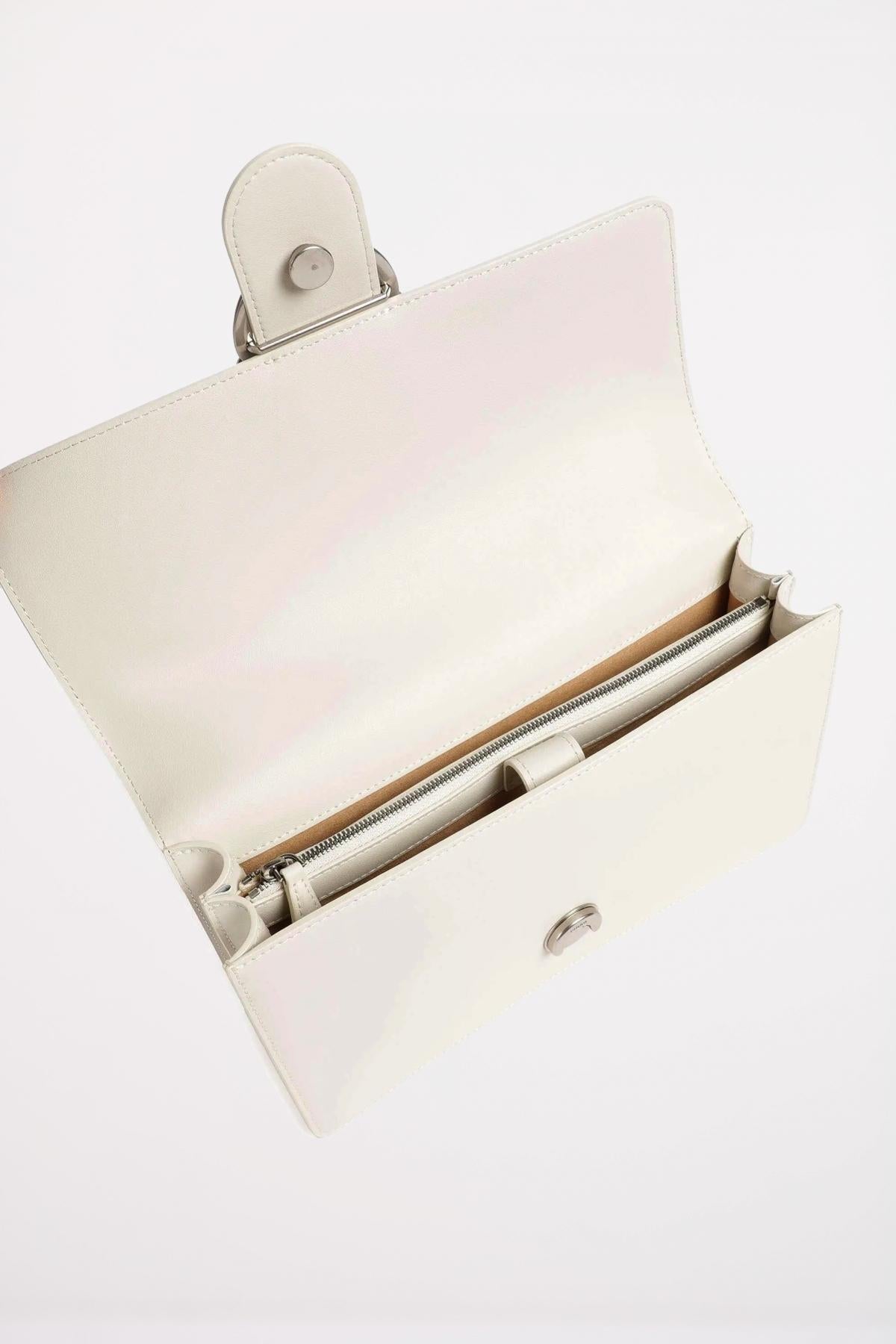 PINKO LOVE ONE CLASSIC CL en color BLANCO  (4)