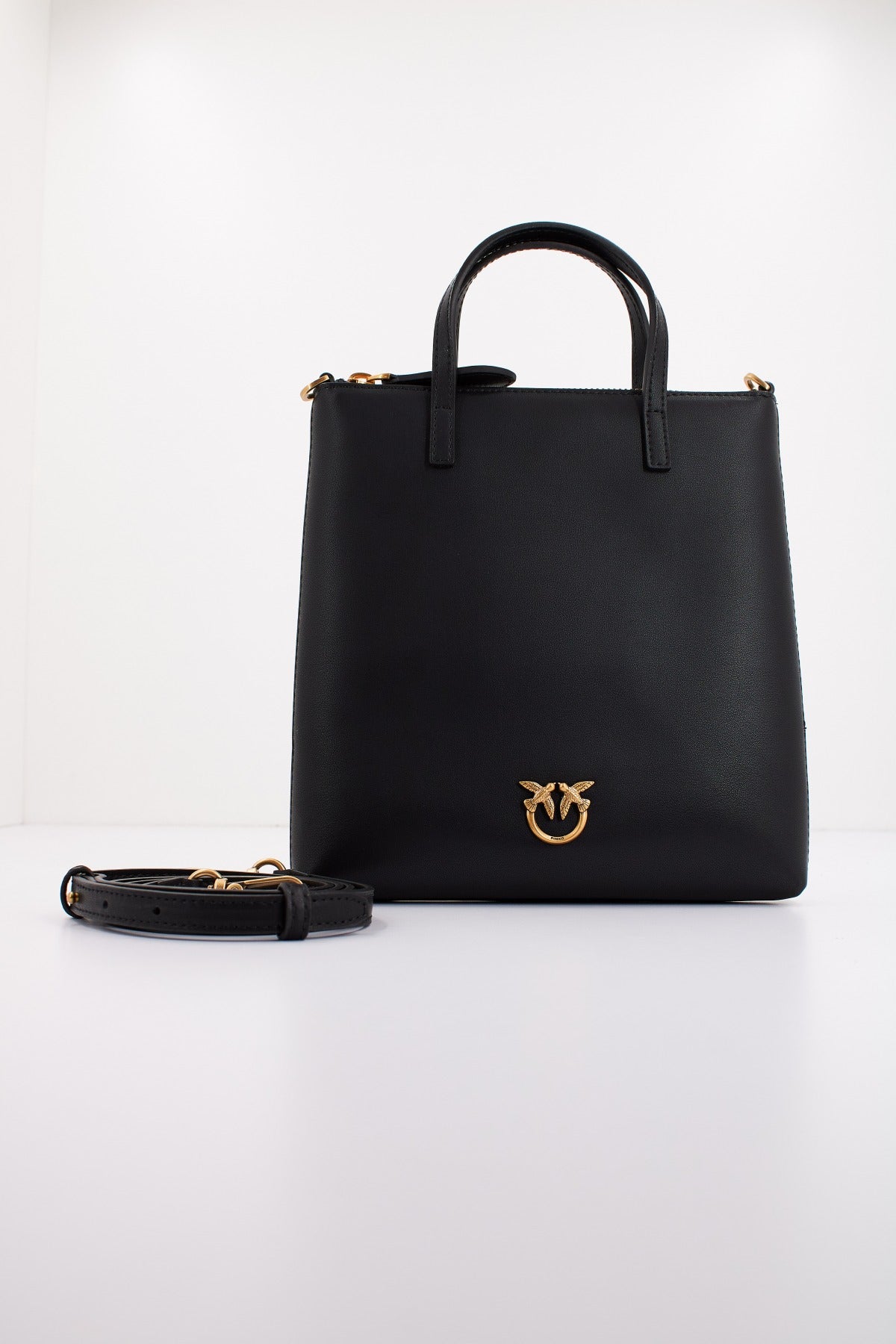 PINKO MINI SHOPPER VITELLO SE en color NEGRO  (1)
