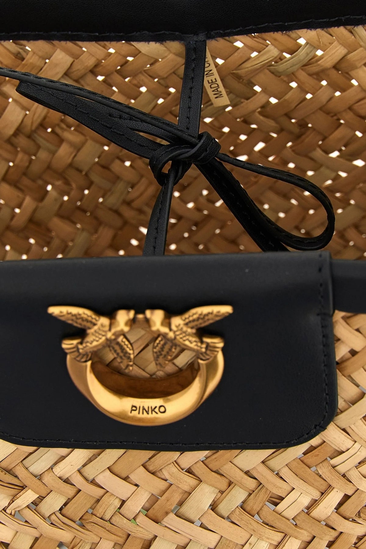 PINKO LOVE SUMMER BUCKET en color NEGRO  (4)