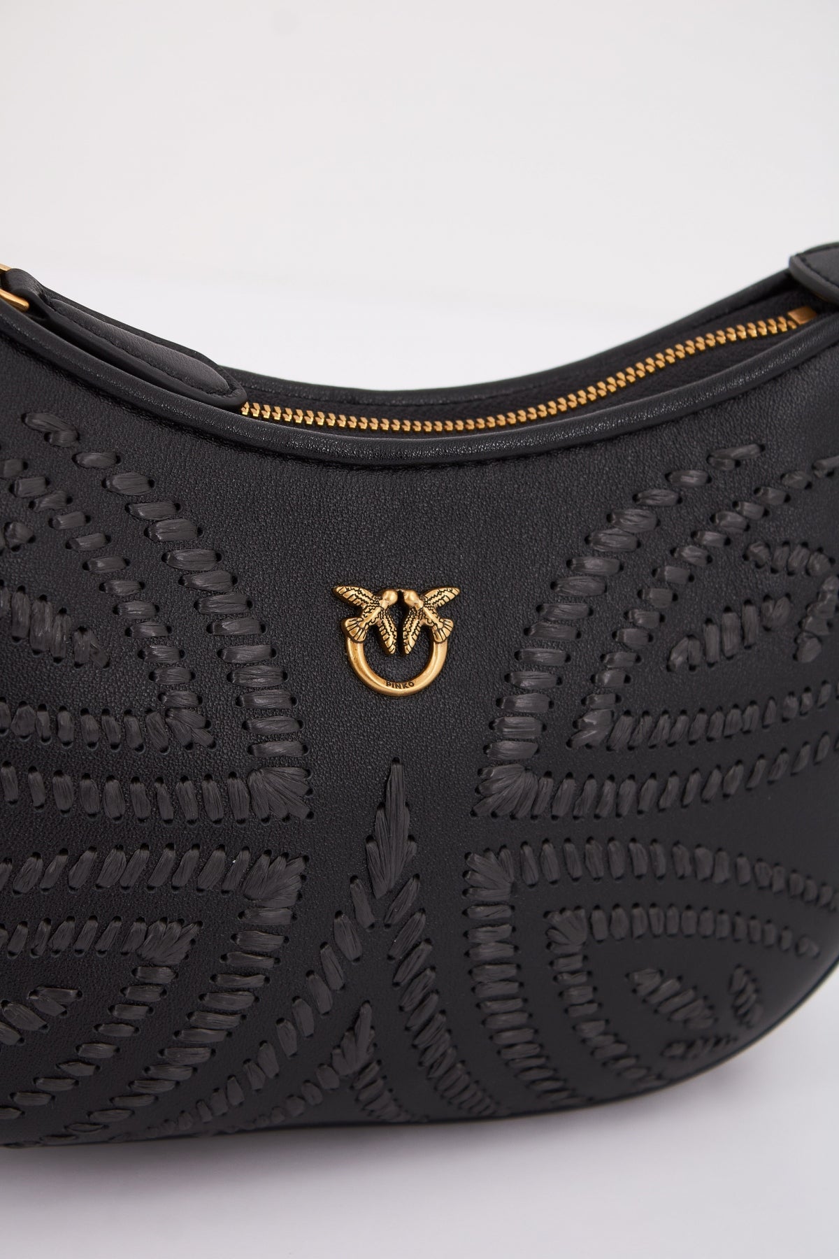 PINKO HALF MONN BABY en color NEGRO  (4)