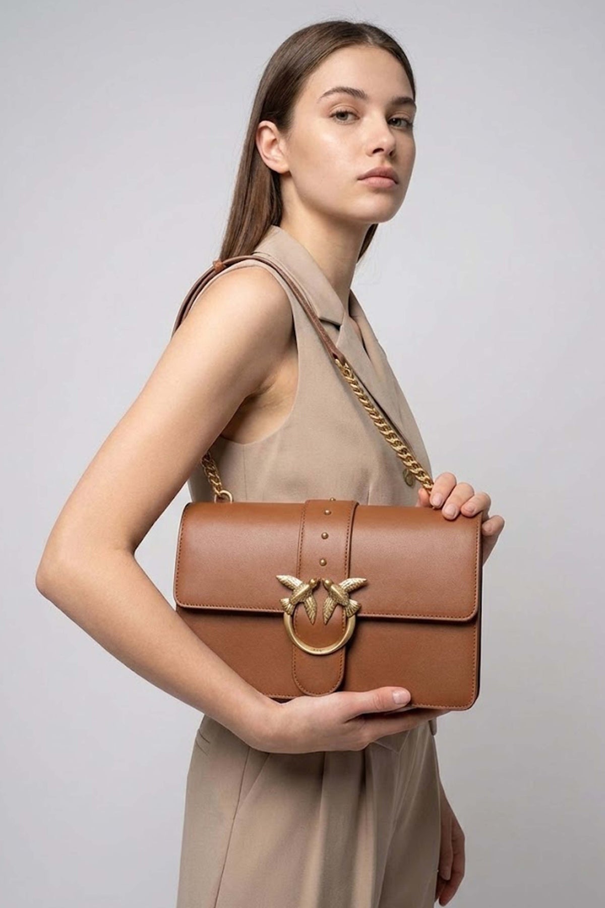PINKO  LOVE ONE CLASSIC ST. CL  en color MARRON  (1)