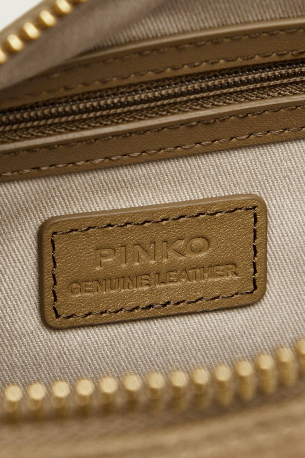 PINKO  AM POUCH FULL en color   (3)