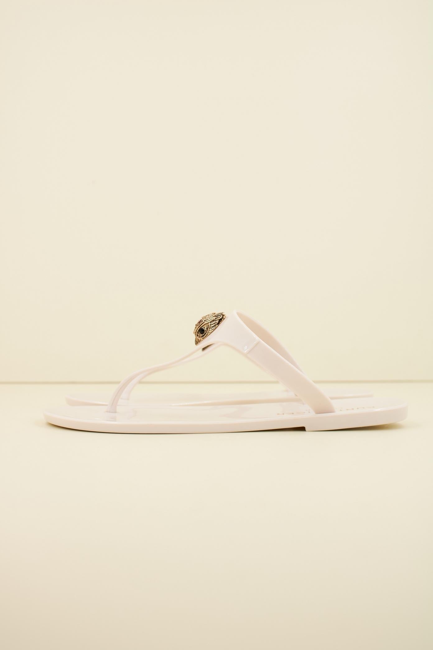 KURT GEIGER LONDON MADDISON T-BAR en color BLANCO  (1)