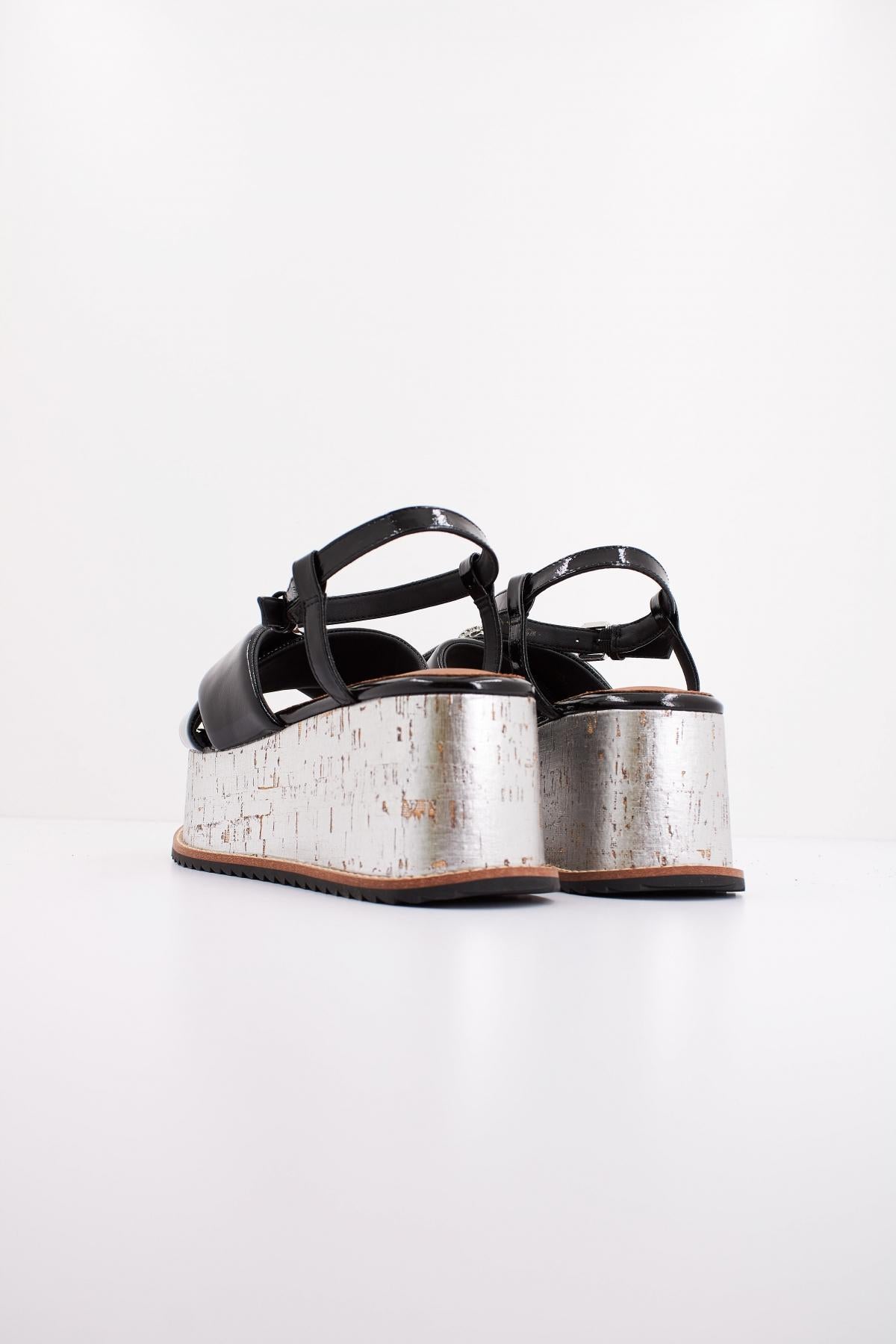 KURT GEIGER LONDON  ORSON CROSS SLATFORM en color NEGRO  (4)