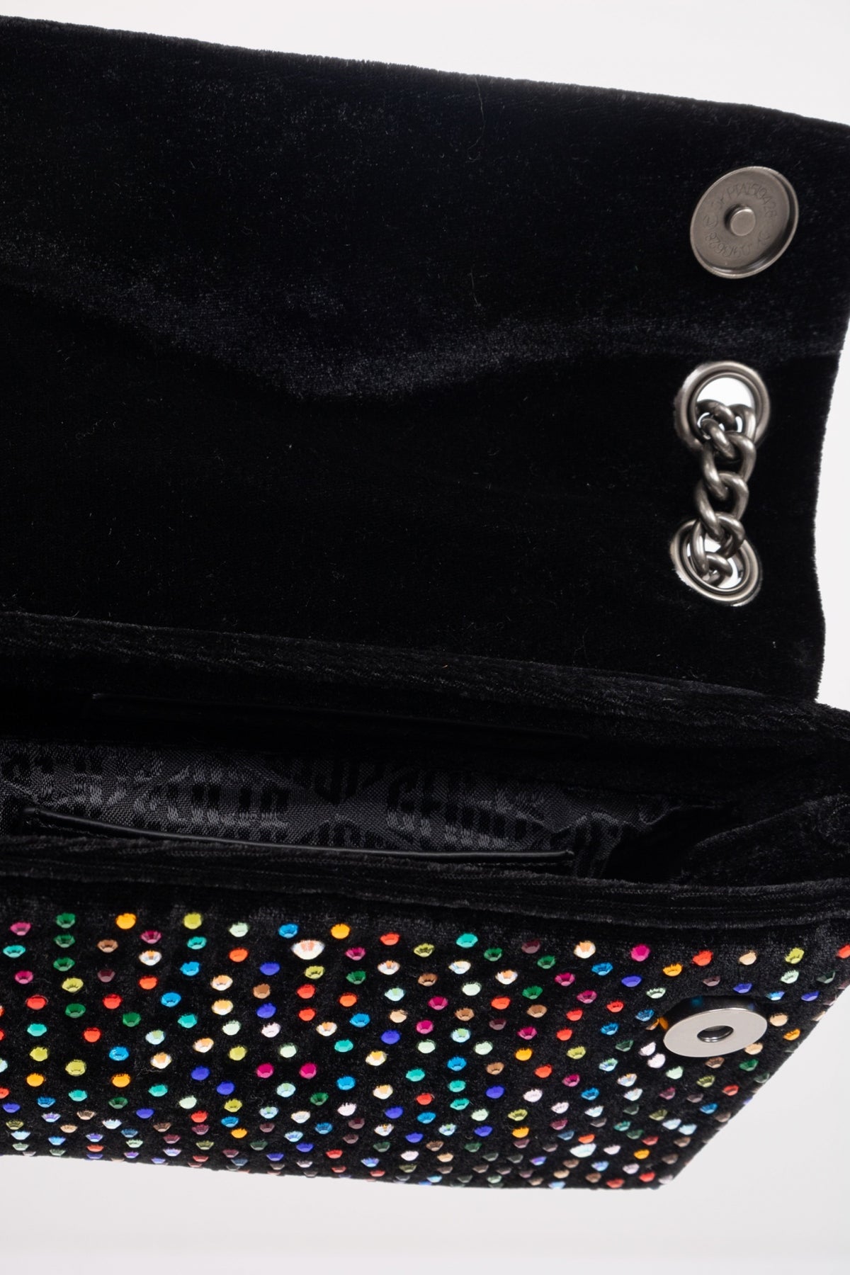 KURT GEIGER LONDON VELVET MINI KENSINGTON en color NEGRO  (4)