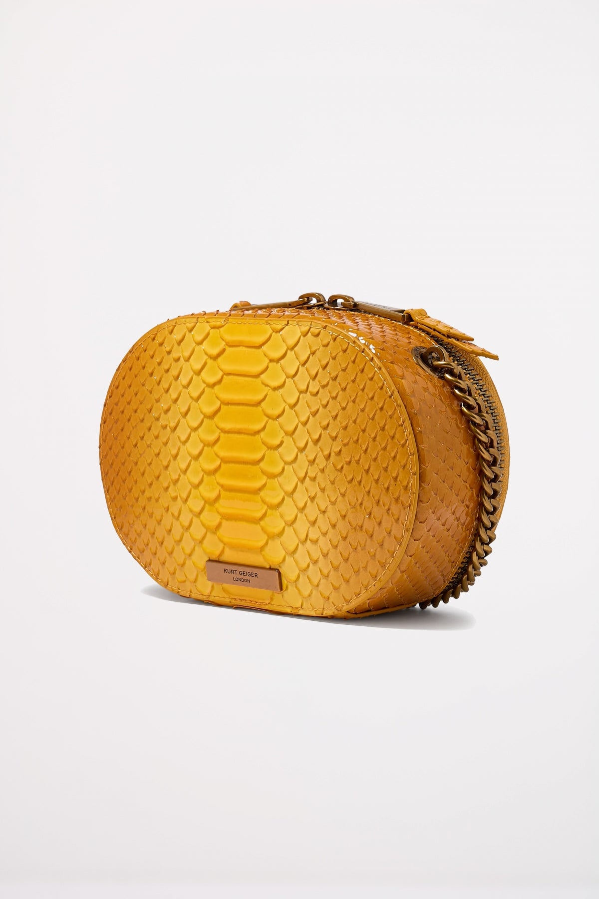 KURT GEIGER LONDON SM CHELSEA CAMERA BAG en color MARRON CLARO  (2)