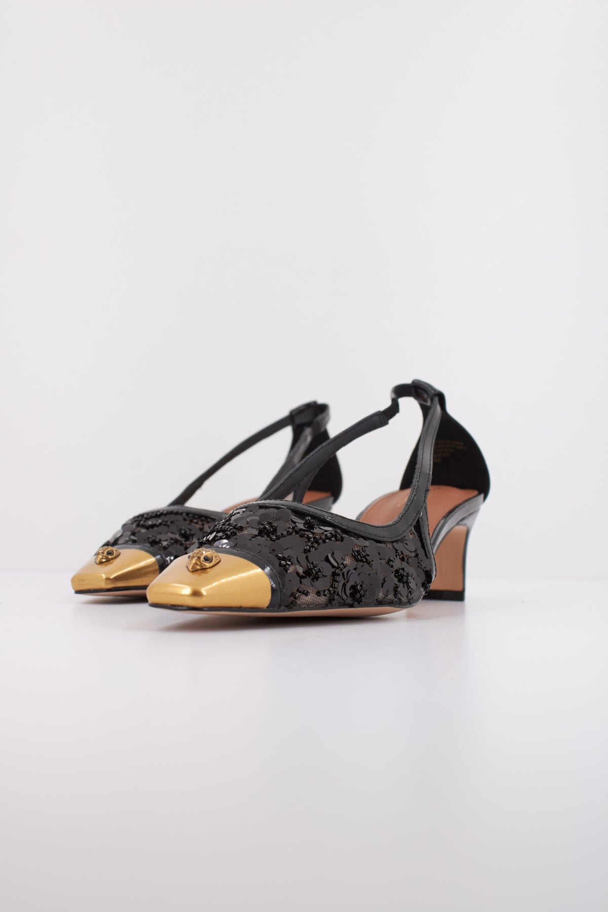 KURT GEIGER LONDON  REGENT OPEN COURT  en color NEGRO  (2)