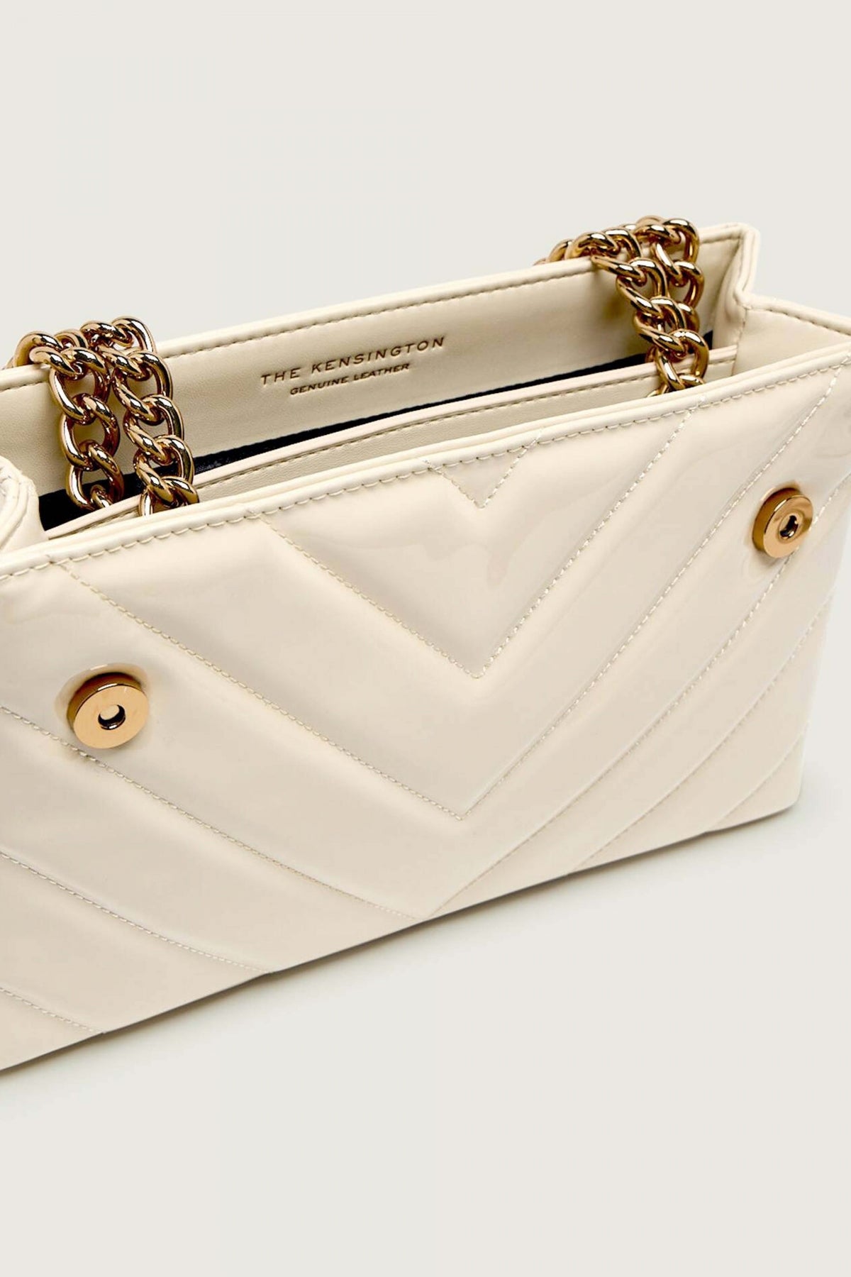 KURT GEIGER LONDON  LEATHER KENSINGTON BAG  en color NUDE  (4)