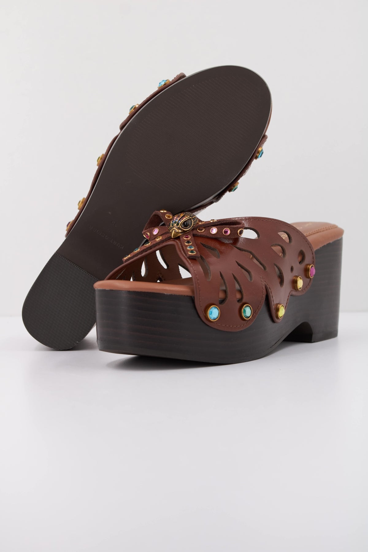 KURT GEIGER LONDON BUTTERFLY WEDGE MULE en color MARRON  (5)