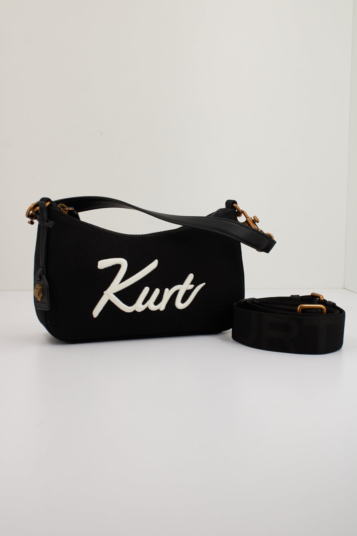 KURT GEIGER LONDON SM HOBO XBODY en color NEGRO  (1)