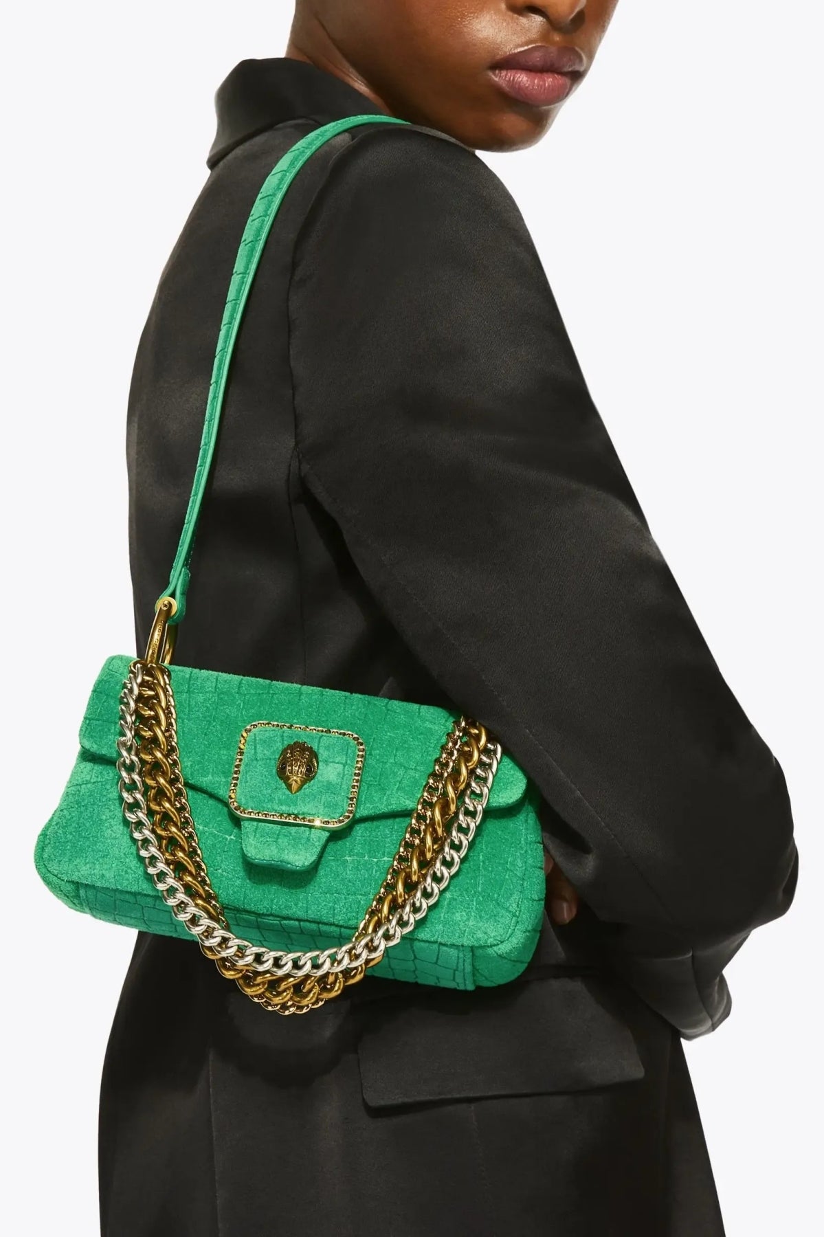 KURT GEIGER LONDON  MINI PIMLICO BAG CHAIN  en color VERDE  (1)