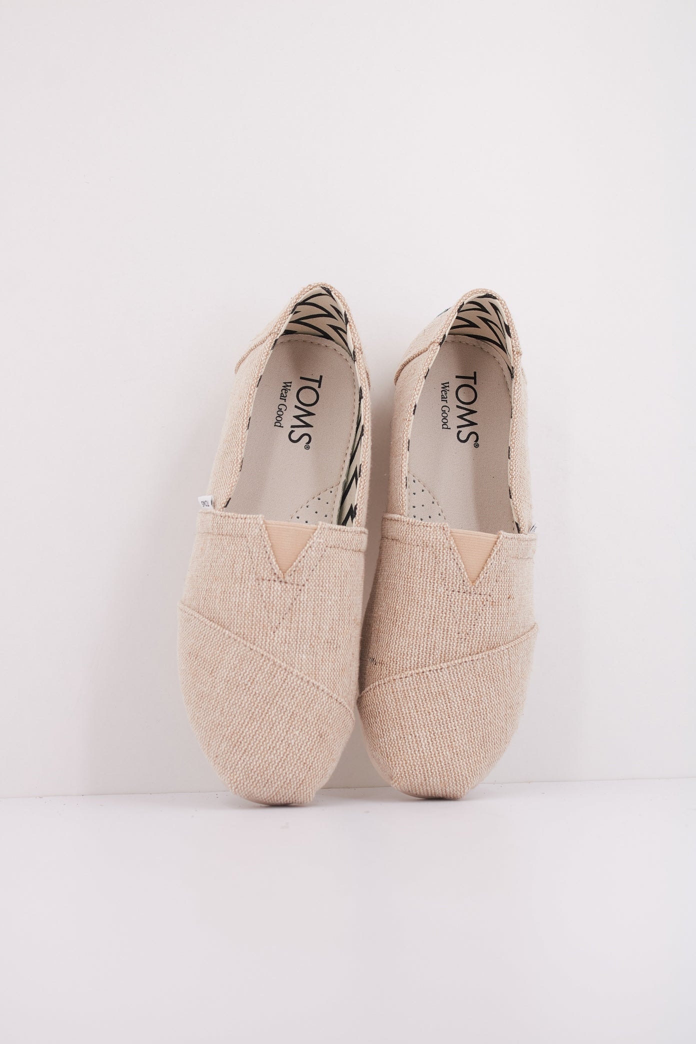 TOMS T  en color BEIS  (3)