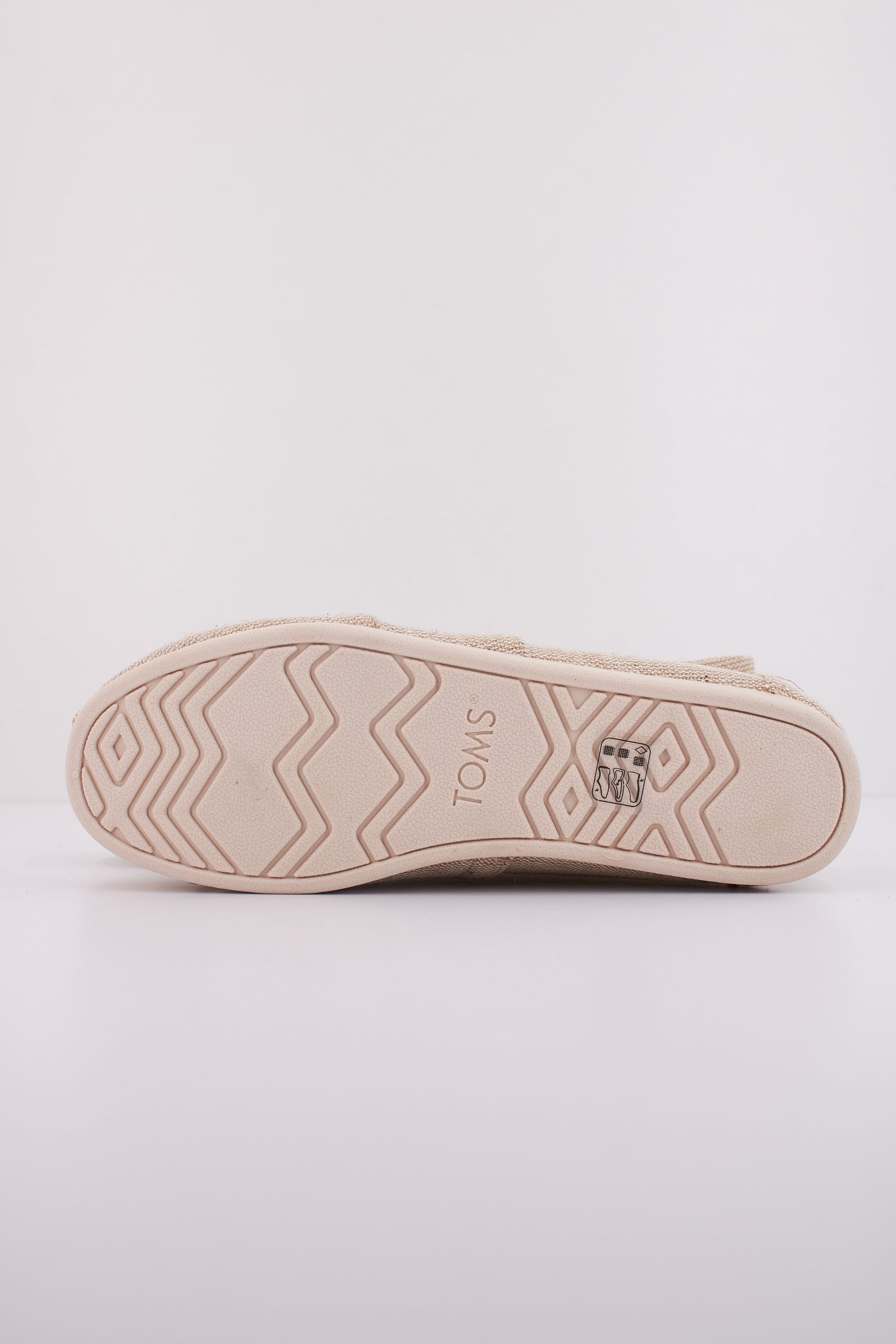 TOMS T  en color BEIS  (5)