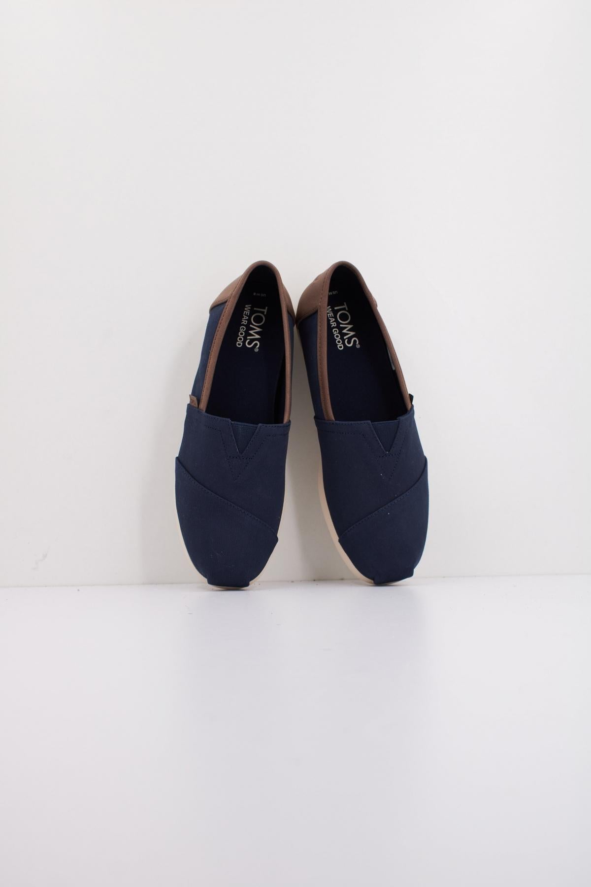 TOMS ALPARGATA CLASSIC en color AZUL  (3)