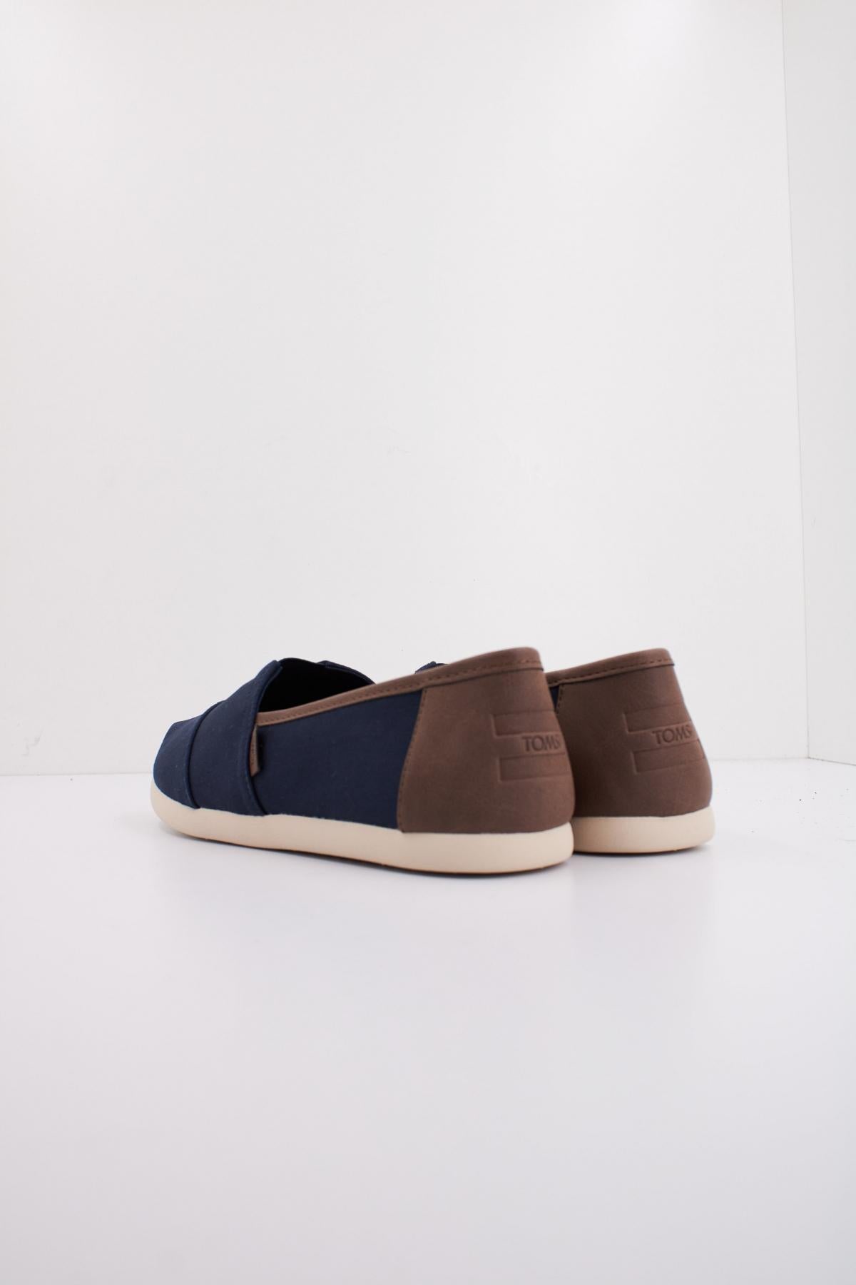 TOMS ALPARGATA CLASSIC en color AZUL  (4)