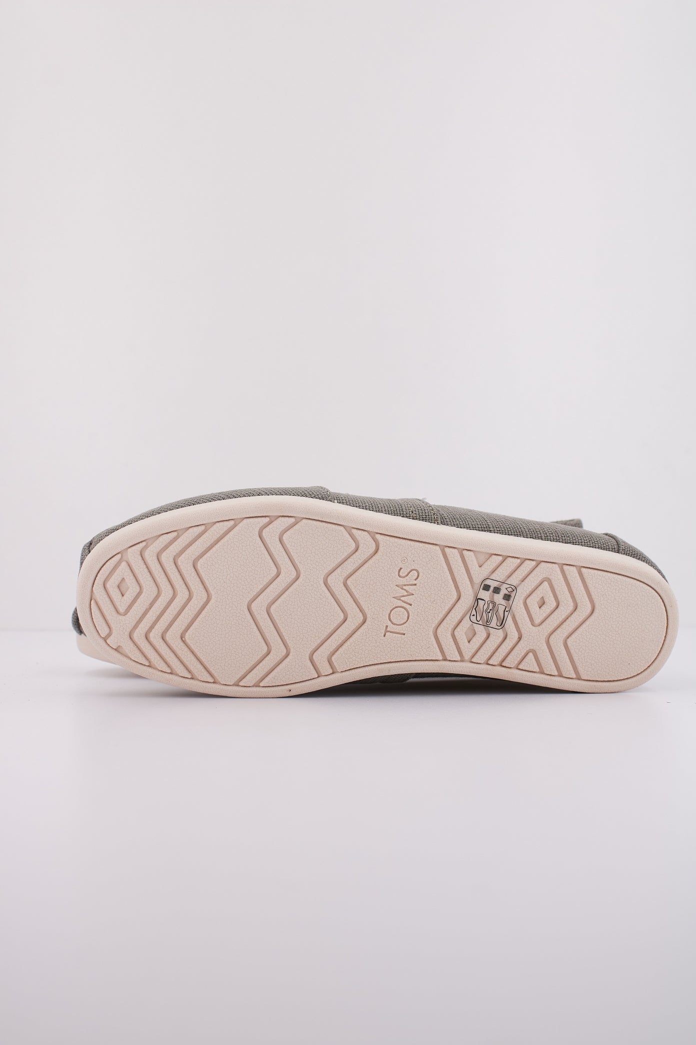 TOMS T en color GRIS  (5)