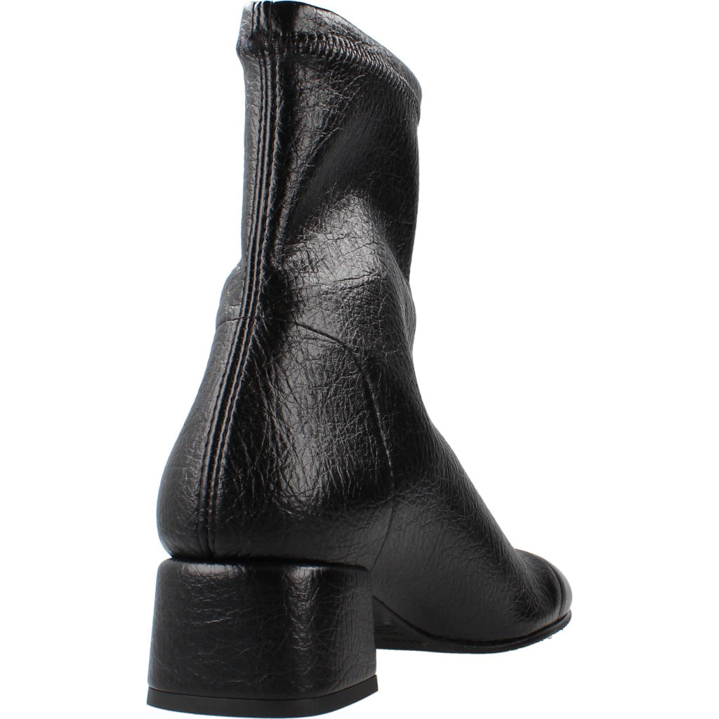MISS ELASTIC BOTIN CHANEL BRILLITE en color NEGRO  (3)