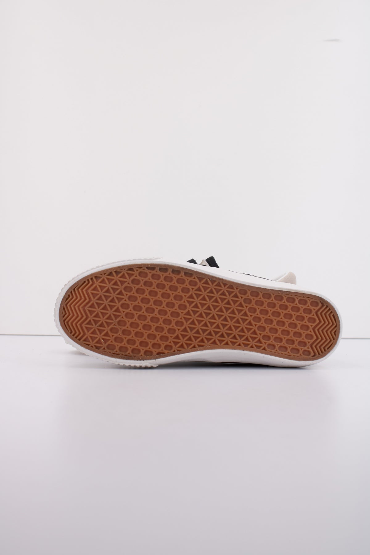 KICKERS KICKSLIDI en color NEGRO  (5)
