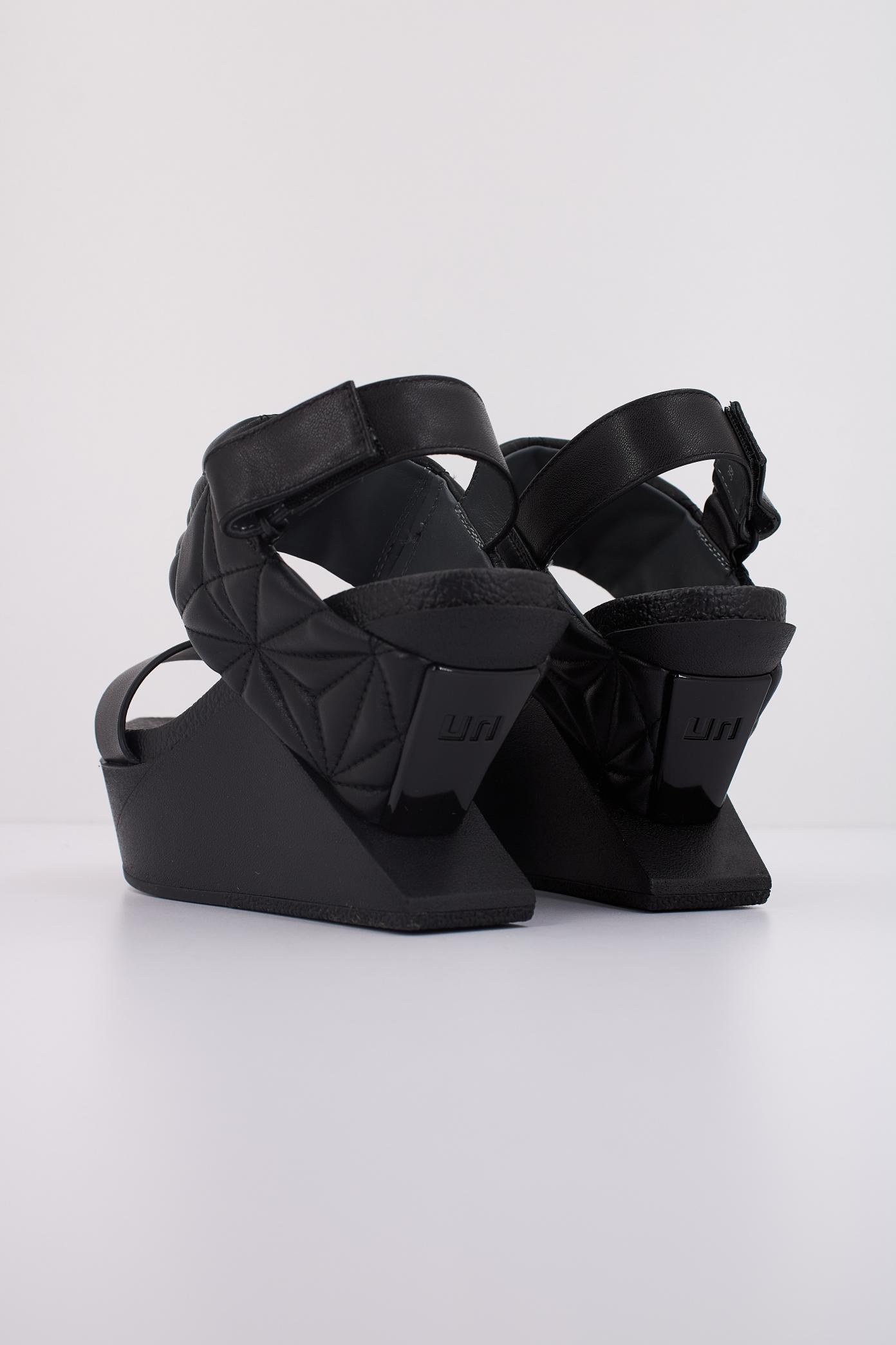 UNITED NUDE DELTA WEDGE PUFFY en color NEGRO  (4)
