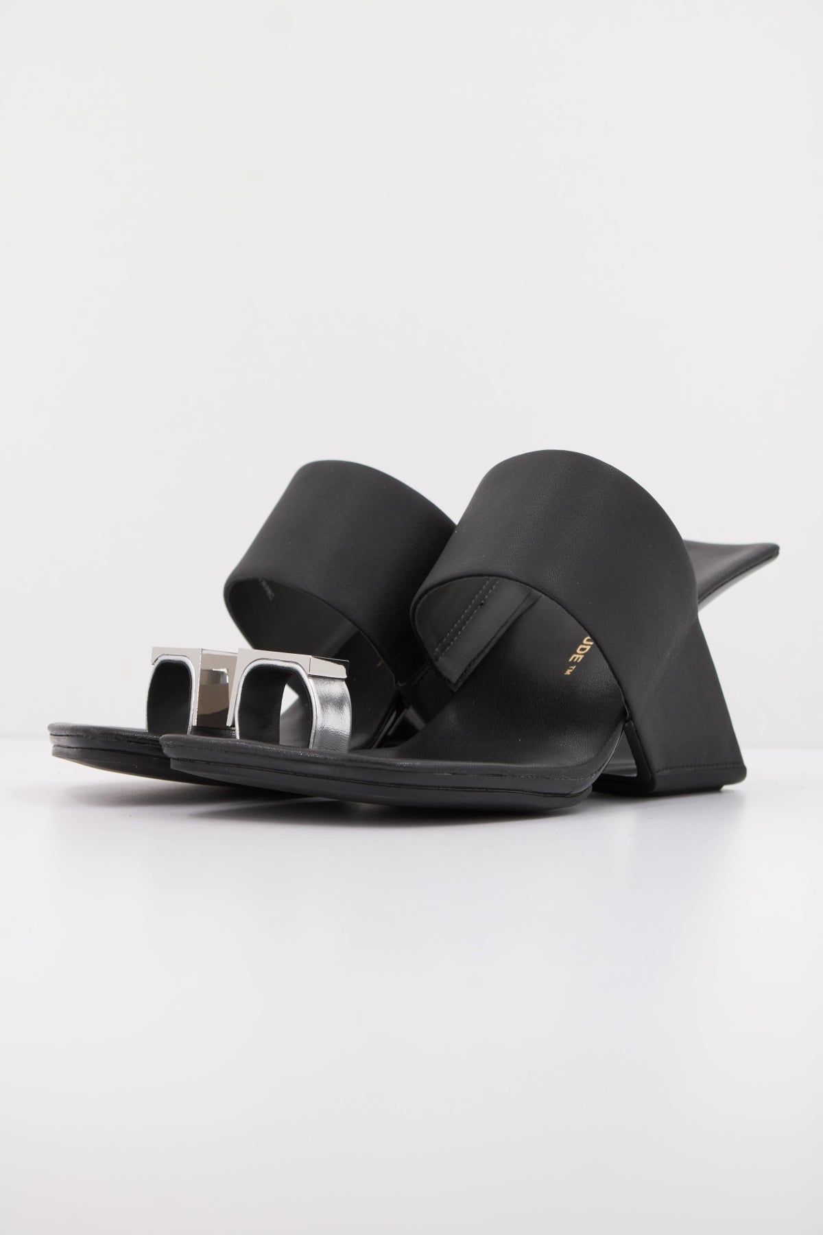 UNITED NUDE UN  en color NEGRO  (2)