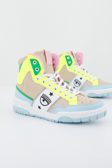 CHIARA FERRAGNI CF- HIGH en color BEIS  (1)