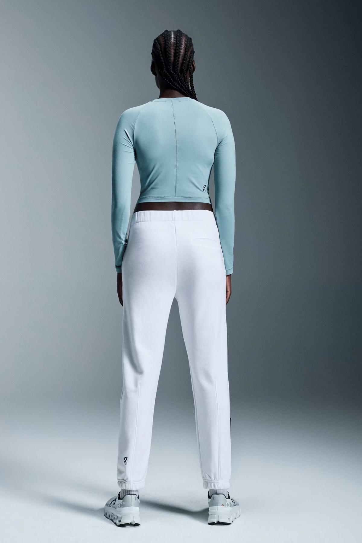 ON RUNNING CLUB PANTS en color BLANCO  (3)