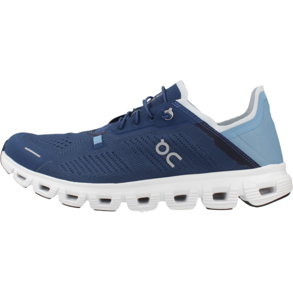 ON RUNNING CLOUD  COAST en color AZUL  (2)
