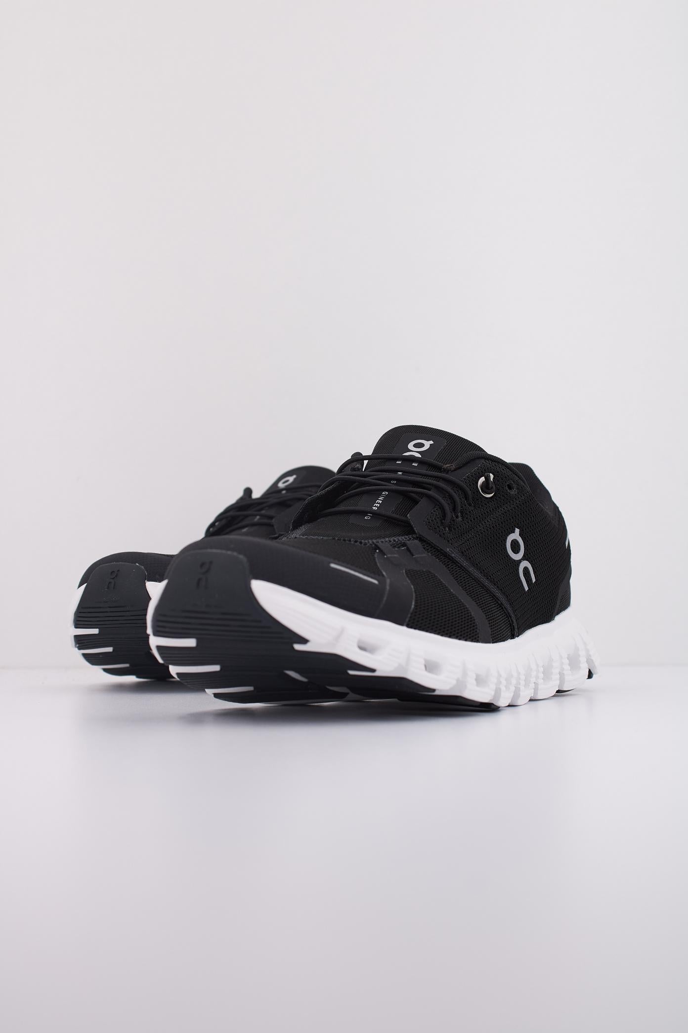 ON RUNNING CLOUD  en color NEGRO  (2)