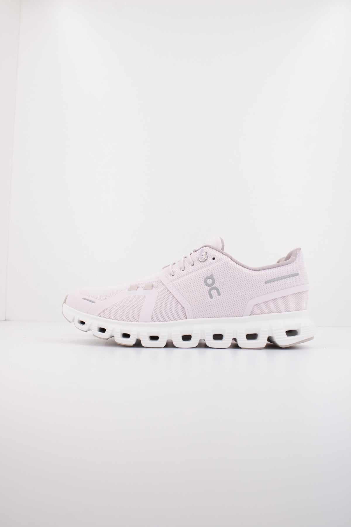 ON RUNNING CLOUD  en color VIOLETA  (1)