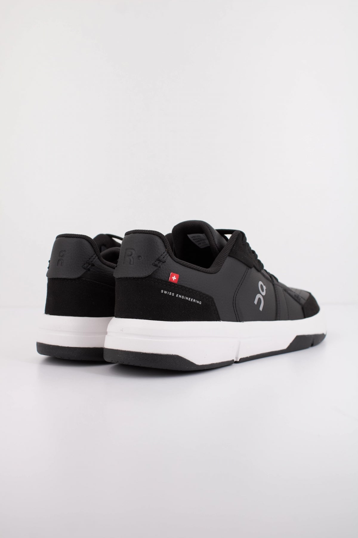 ON RUNNING THE ROGER CLUBHOUSE en color NEGRO  (3)