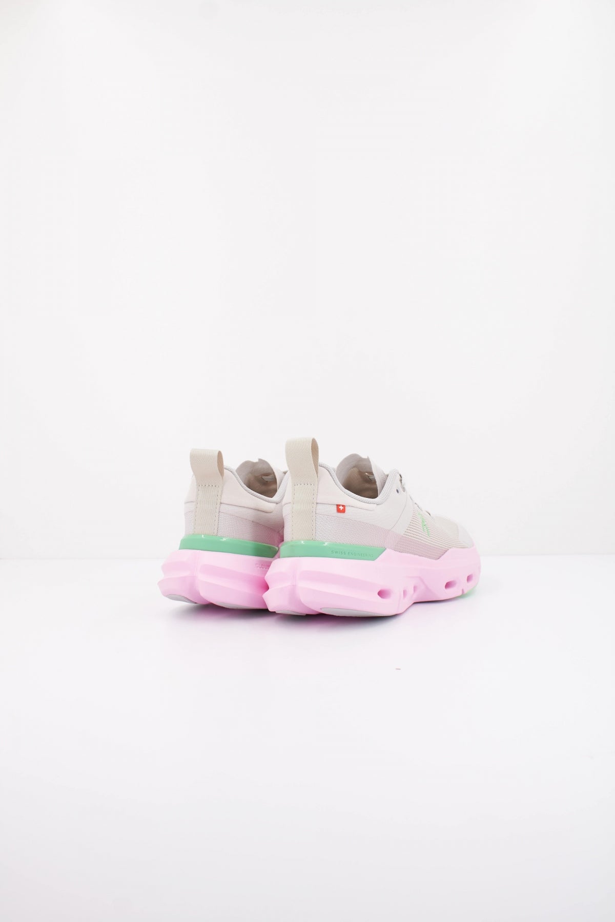 ON RUNNING CLOUDPULSE NEXT en color ROSA  (4)